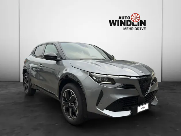 Alfa Romeo Junior 1.2 Ibrida Q4