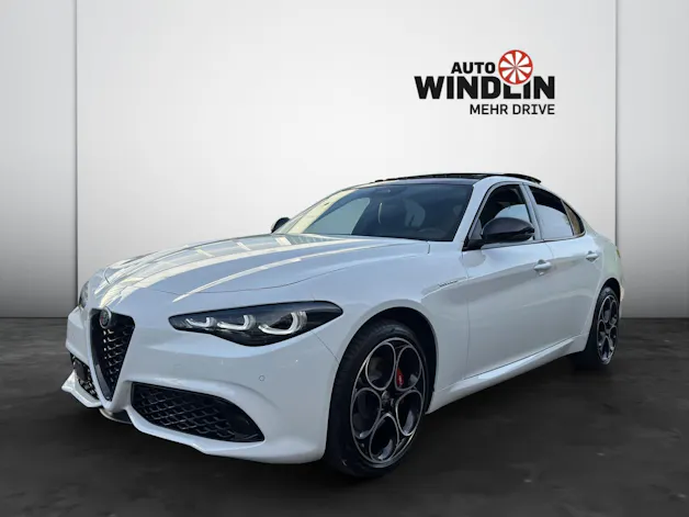 Alfa Romeo Giulia 2.0 Q4 Veloce Sky