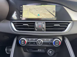 Alfa Romeo Giulia 2.0 Q4 Veloce Sky