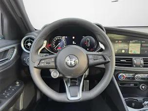 Alfa Romeo Giulia 2.0 Q4 Veloce Sky