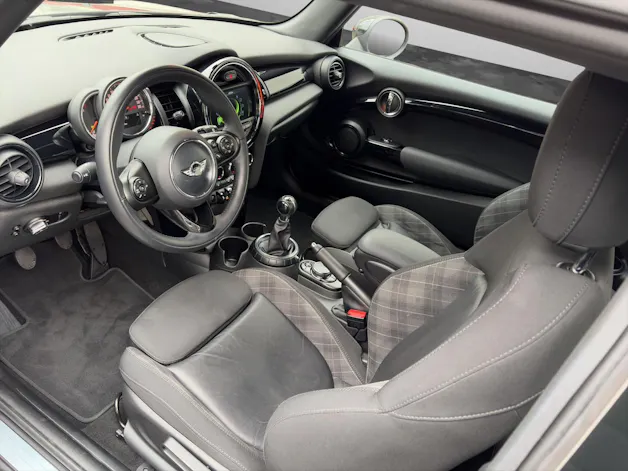 Mini F56 1.5i Cooper