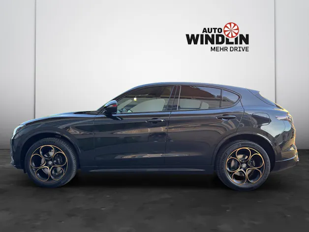 Alfa Romeo Stelvio 2.0 Q4 280 Intensa Sky