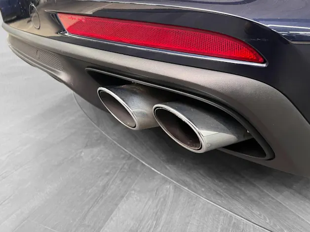 Porsche Panamera 4 E-Hybrid