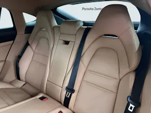 Porsche Panamera 4 E-Hybrid