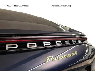 Porsche Panamera 4 E-Hybrid