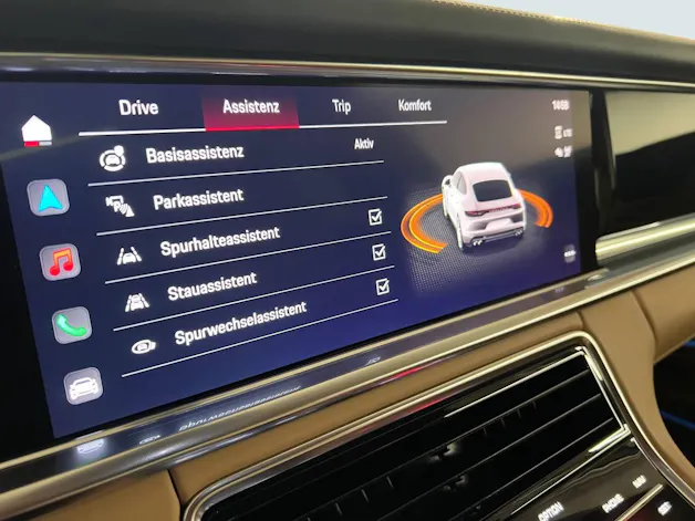 Porsche Panamera 4 E-Hybrid