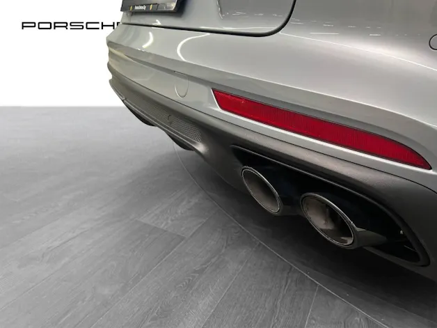 Porsche Panamera 4 E-Hybrid Sport Turismo