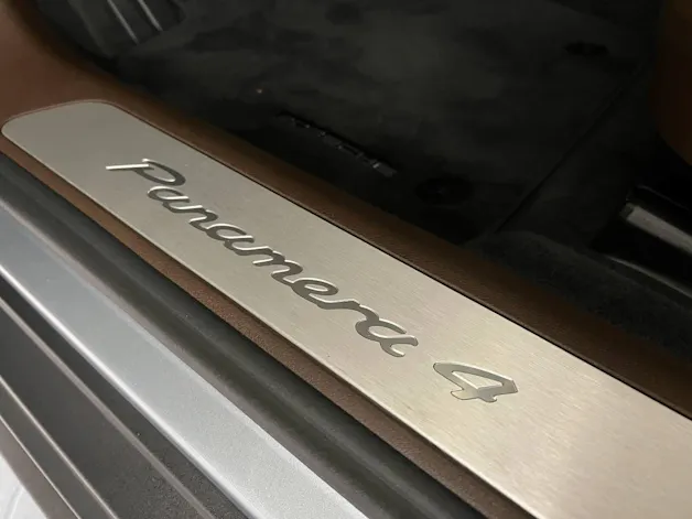 Porsche Panamera 4 E-Hybrid Sport Turismo