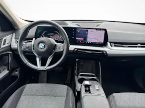 https://vehicle.imgix.net/4204481/38a4a338-1499-4b6f-9139-5e01e8f2a379.jpg