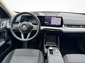 Fahrzeugbild BMW X1 20d xDrive paddles