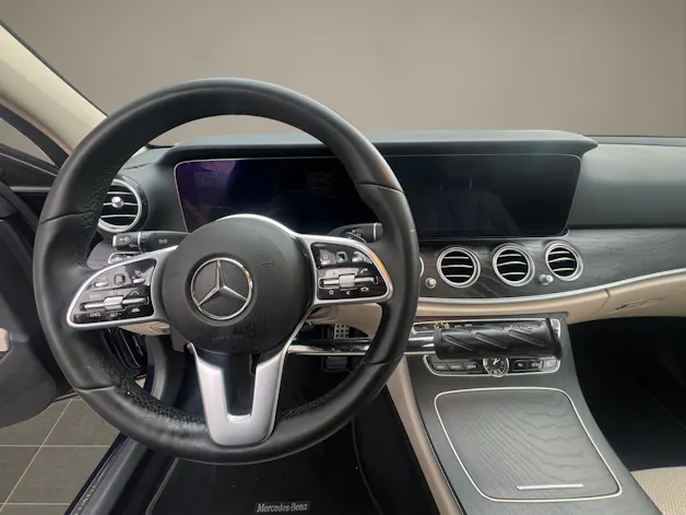Mercedes-Benz E 450 Avantgarde 4matic Umbau Rollstuhl