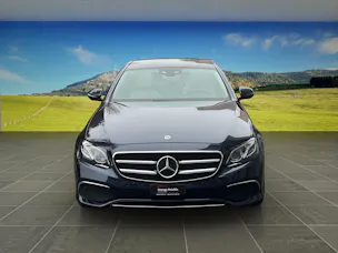 Mercedes-Benz E 450 Avantgarde 4matic Umbau Rollstuhl