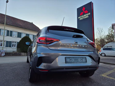MITSUBISHI COLT 3