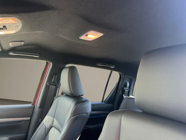 Toyota Hilux Double Cab.-Pick-up 2.8 D-4D MHEV 204 Invincible