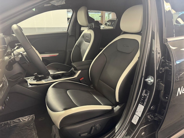 Vehicle image KIA CLK 430