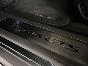 Porsche Taycan GTS Sport Turismo