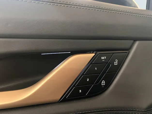 Porsche Taycan GTS Sport Turismo
