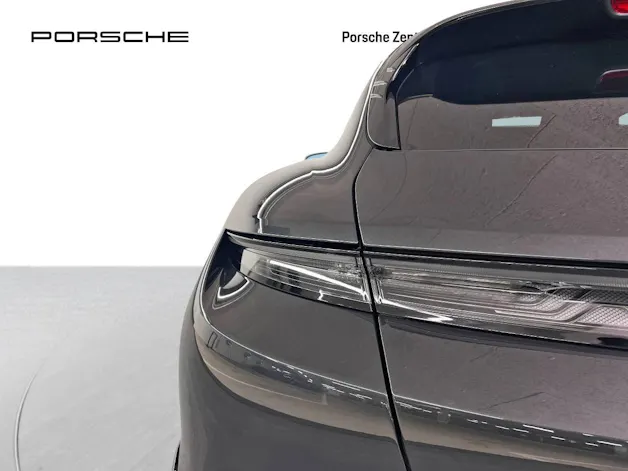 Porsche Taycan GTS Sport Turismo