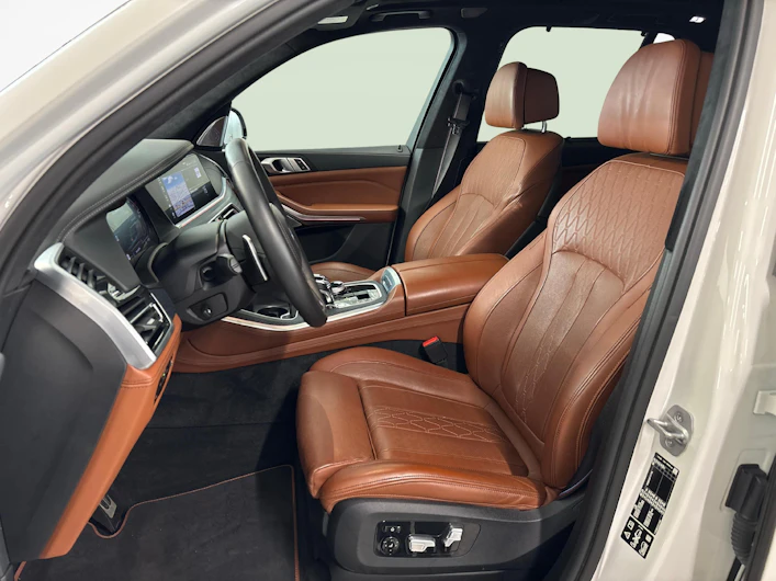 image du véhicule BMW X5