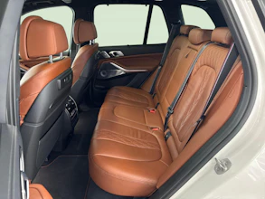 https://vehicle.imgix.net/4204630/bea86704-cd40-48f4-afee-f926b22b6cbd.jpg