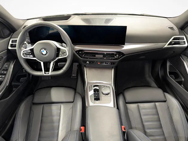 BMW 330d xDrive SAG