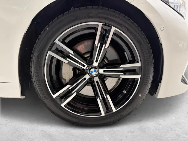 BMW 330d xDrive SAG
