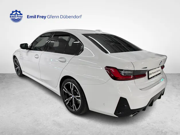 BMW 330d xDrive SAG
