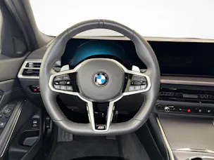 BMW 330d xDrive SAG