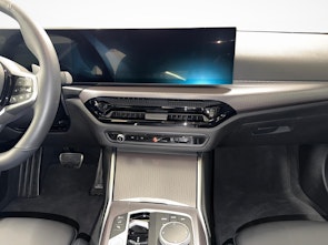 immagine del veicolo BMW 330d xDrive SAG