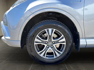 Toyota RAV4 2.5 HSD Sapphire