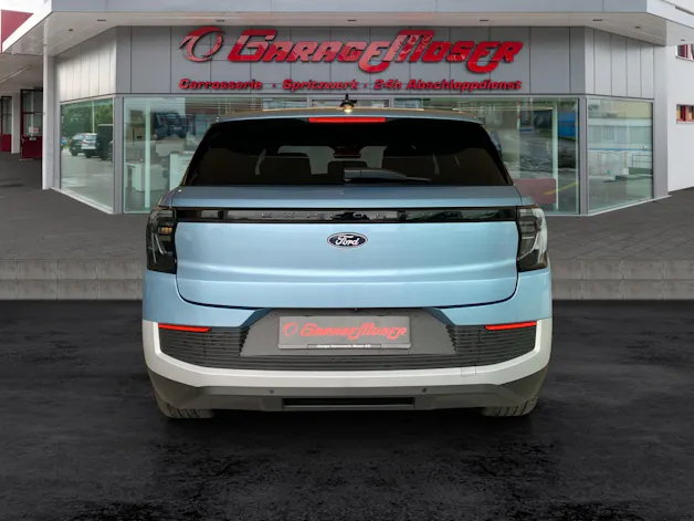 Ford Explorer Extended Range Premium AWD