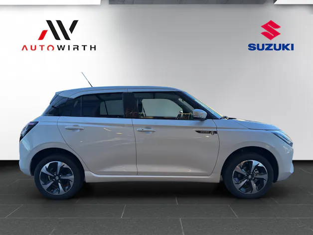 Suzuki Swift 1.2 Sakura Top Hybrid 4x4
