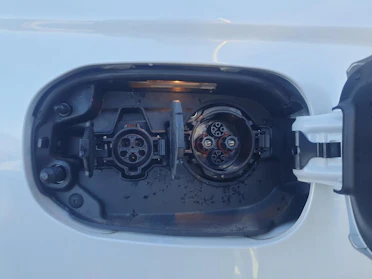 MITSUBISHI OUTLANDER 15