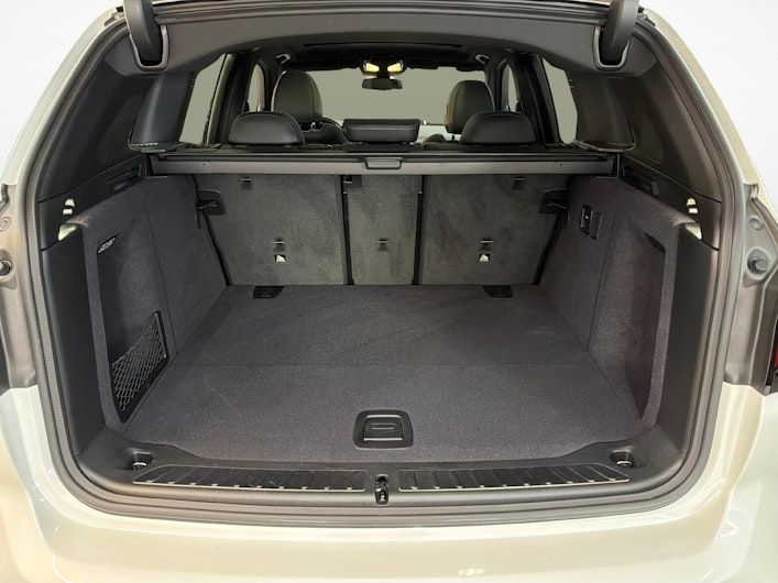 immagine del veicolo BMW iX3