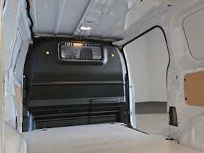 Fahrzeugbild PEUGEOT e-Expert Kaw. Standard 75 kWh