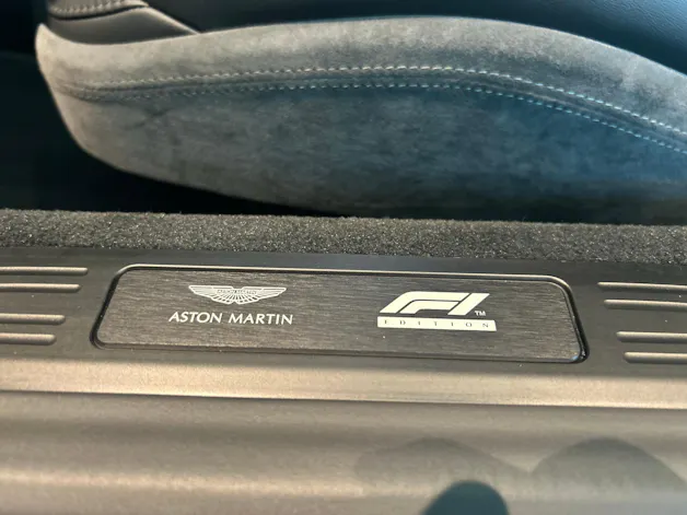 Aston Martin V8 Vantage Coupé 4.0 V8 Bi-Turbo F1