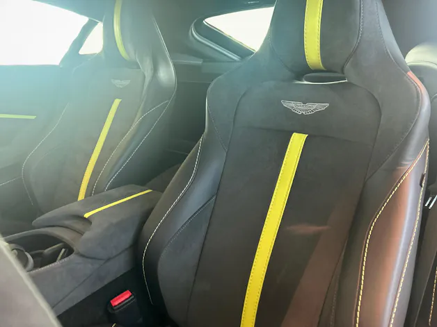 Aston Martin V8 Vantage Coupé 4.0 V8 Bi-Turbo F1