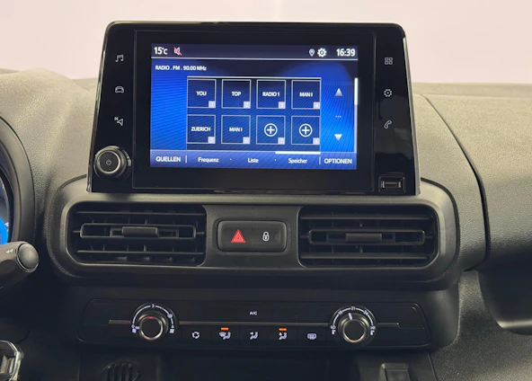 image du véhicule 8 image du véhicule 8