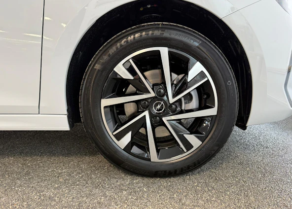 image du véhicule 12 image du véhicule 12