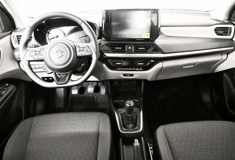 Fahrzeugbild SUZUKI SWIFT
