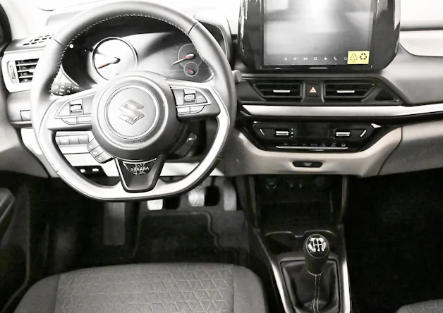 Suzuki Swift 1.2 Sakura Top Hybrid 4x4
