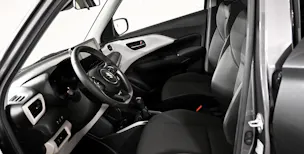 Suzuki Swift 1.2 Sakura Top Hybrid 4x4