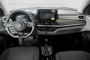 Suzuki Swift 1.2 Sakura Top Hybrid