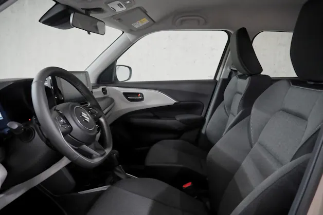Suzuki Swift 1.2 Sakura Top Hybrid