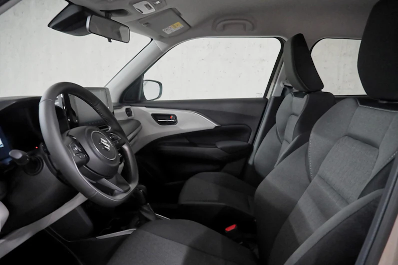 Fahrzeugbild SUZUKI SWIFT