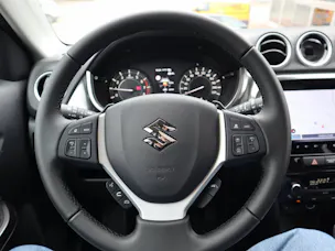 Suzuki Vitara 1.4 T Compact Top Hybrid 4x4