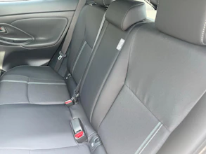 https://vehicle.imgix.net/4205240/5d788329-0dd6-431f-99d4-1cb6a209a6f2.jpg