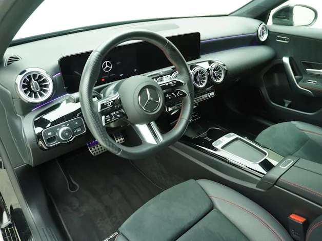 Mercedes-Benz A-Klasse A 200 AMG Line