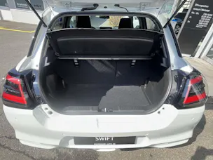 Suzuki Swift 1.2 Sakura Top Hybrid