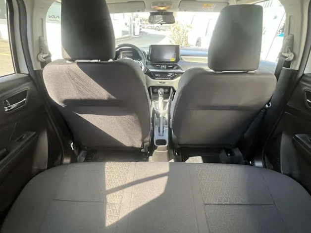Suzuki Swift 1.2 Sakura Top Hybrid